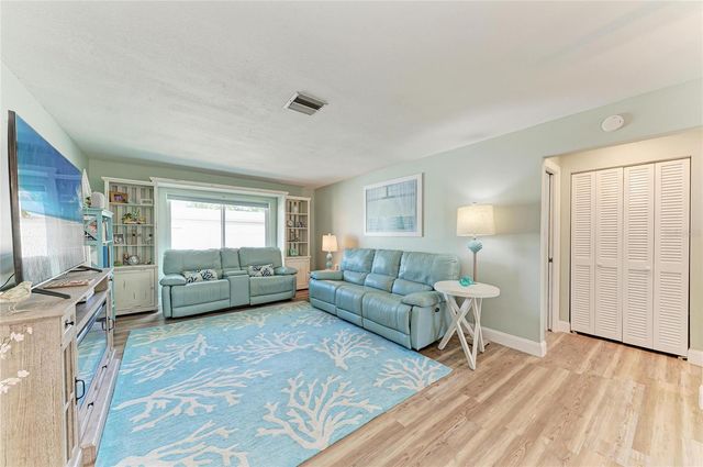 22391 NEW YORK AVENUE, Port Charlotte, FL 33952