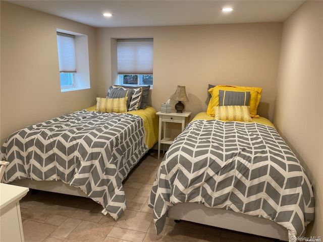 40 Malone Avenue, Long Beach, NY 11561
