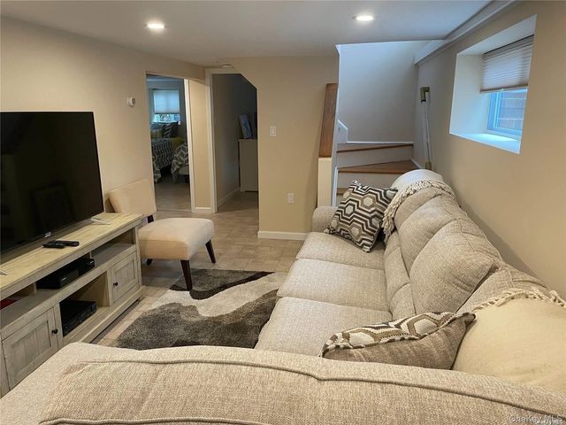 40 Malone Avenue, Long Beach, NY 11561