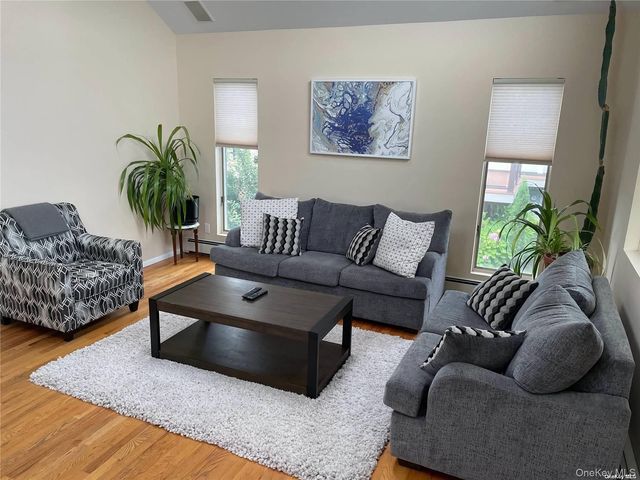 40 Malone Avenue, Long Beach, NY 11561
