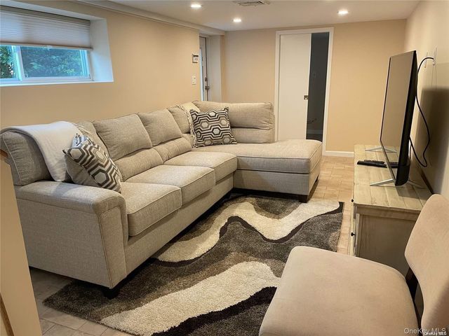 40 Malone Avenue, Long Beach, NY 11561