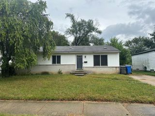 201 Cardwell Street, Inkster, MI 48141