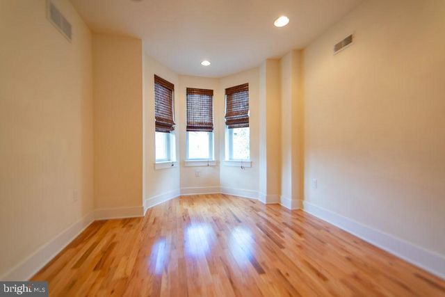 2147 ELLSWORTH ST, Philadelphia, PA 19146