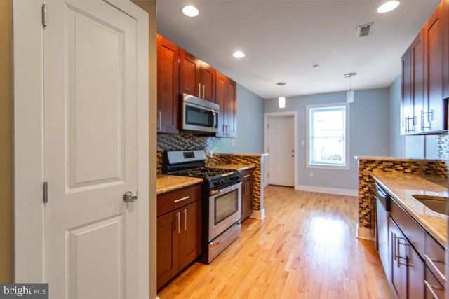 2147 ELLSWORTH ST, Philadelphia, PA 19146