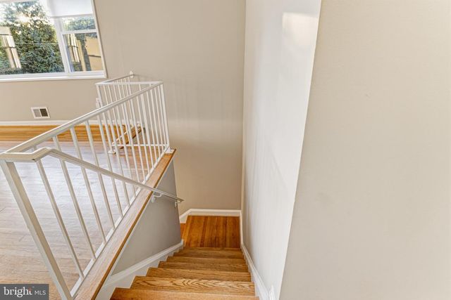 6209 SANDLIN CT, Alexandria, VA 22310