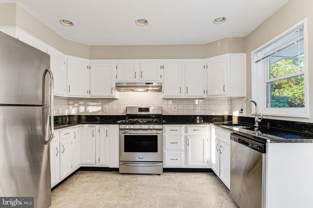 6209 SANDLIN CT, Alexandria, VA 22310