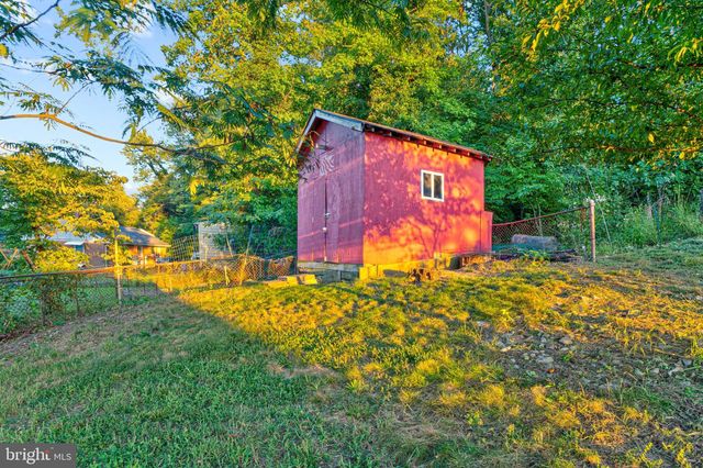6209 SANDLIN CT, Alexandria, VA 22310