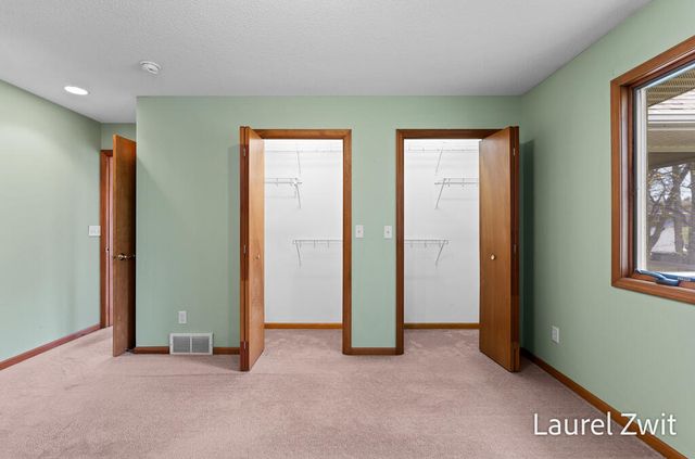 17020 Grandview Drive, Ferrysburg City, MI 49456