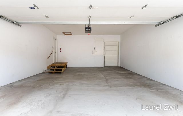 17020 Grandview Drive, Ferrysburg City, MI 49456
