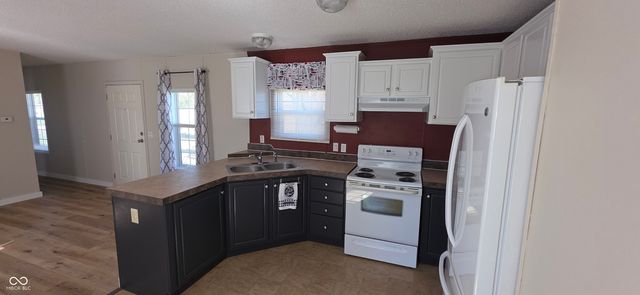 4985 W County Road 900 N, Brazil, IN 47834