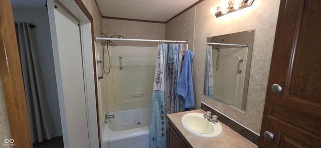 4985 W County Road 900 N, Brazil, IN 47834