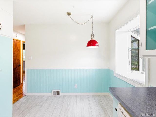87 Connecticut Avenue, Marysville, MI 48040