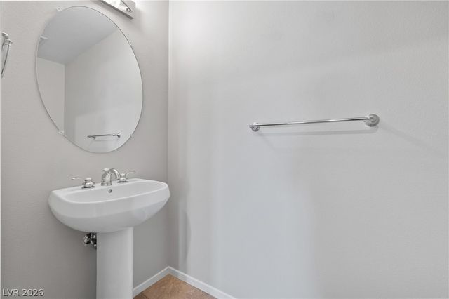 8255 Las Vegas Boulevard 1321, Las Vegas, NV 89123