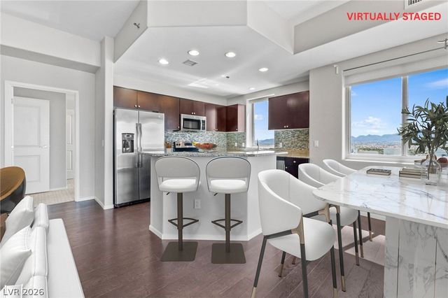 8255 Las Vegas Boulevard 1321, Las Vegas, NV 89123