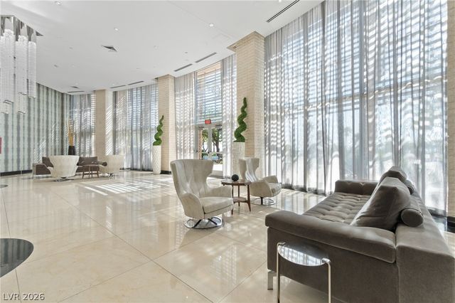 8255 Las Vegas Boulevard 1321, Las Vegas, NV 89123