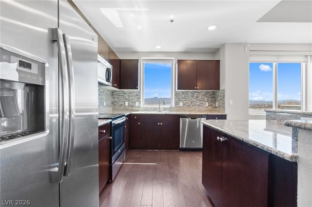 8255 Las Vegas Boulevard 1321, Las Vegas, NV 89123