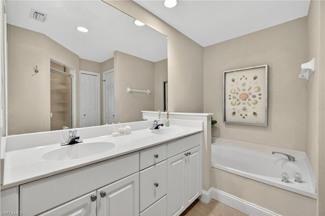 1090 Egrets Walk CIR # 102, Naples, FL 34108