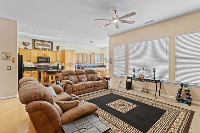 736 Caber Dr, Lincoln, CA 95648