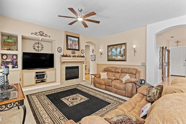 736 Caber Dr, Lincoln, CA 95648