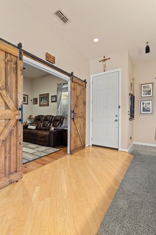 736 Caber Dr, Lincoln, CA 95648