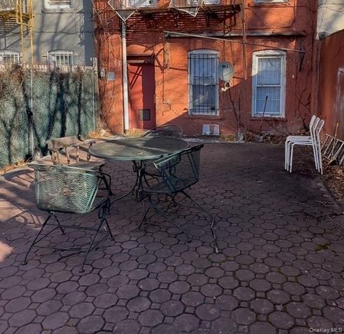 506 E 188th Street, Bronx, NY 10458