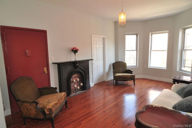 506 E 188th Street, Bronx, NY 10458