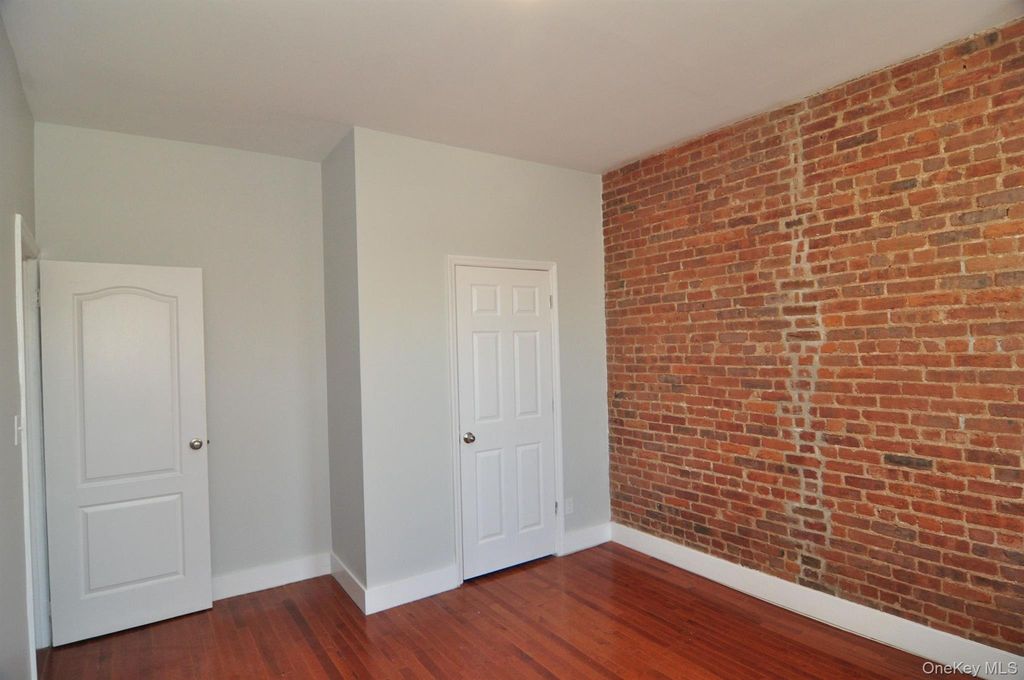 506 E 188th Street, Bronx, NY 10458 — photo 5