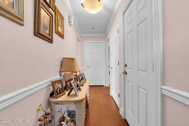 16 Avenue A, Helmetta, NJ 08828