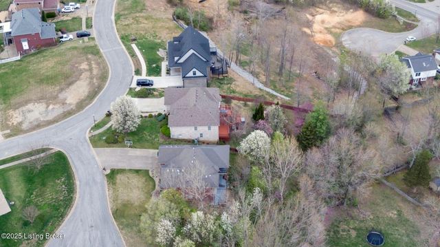 4420 Stone Wynde Dr, Louisville, KY 40272