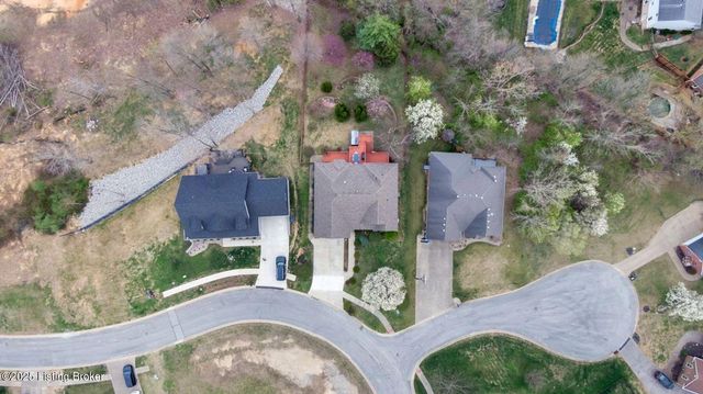 4420 Stone Wynde Dr, Louisville, KY 40272