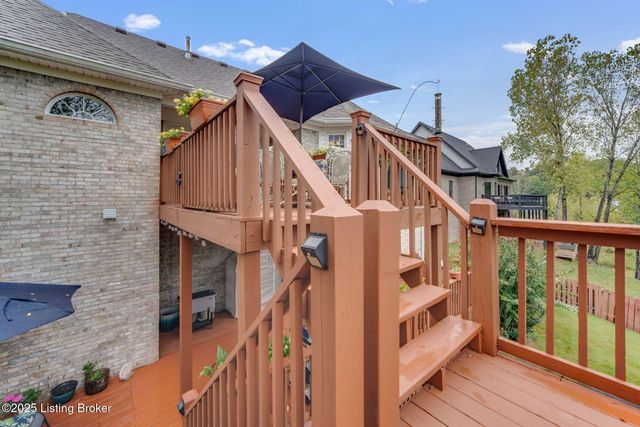 4420 Stone Wynde Dr, Louisville, KY 40272