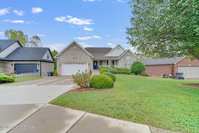 4420 Stone Wynde Dr, Louisville, KY 40272