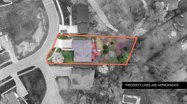 4420 Stone Wynde Dr, Louisville, KY 40272