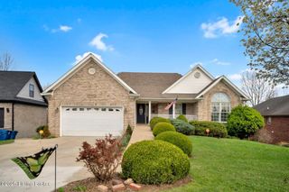 4420 Stone Wynde Dr, Louisville, KY 40272