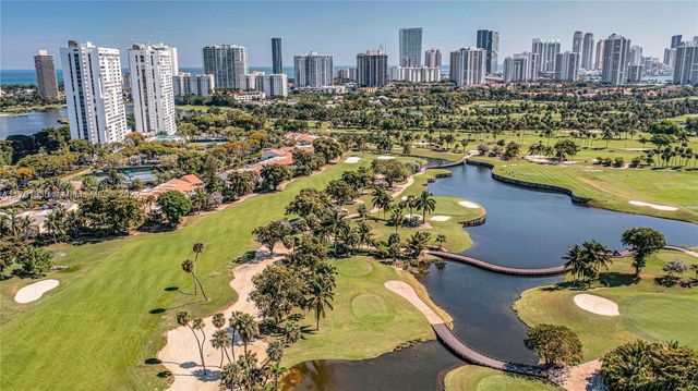 20379 W Country Club Dr PH-36, Aventura, FL 33180