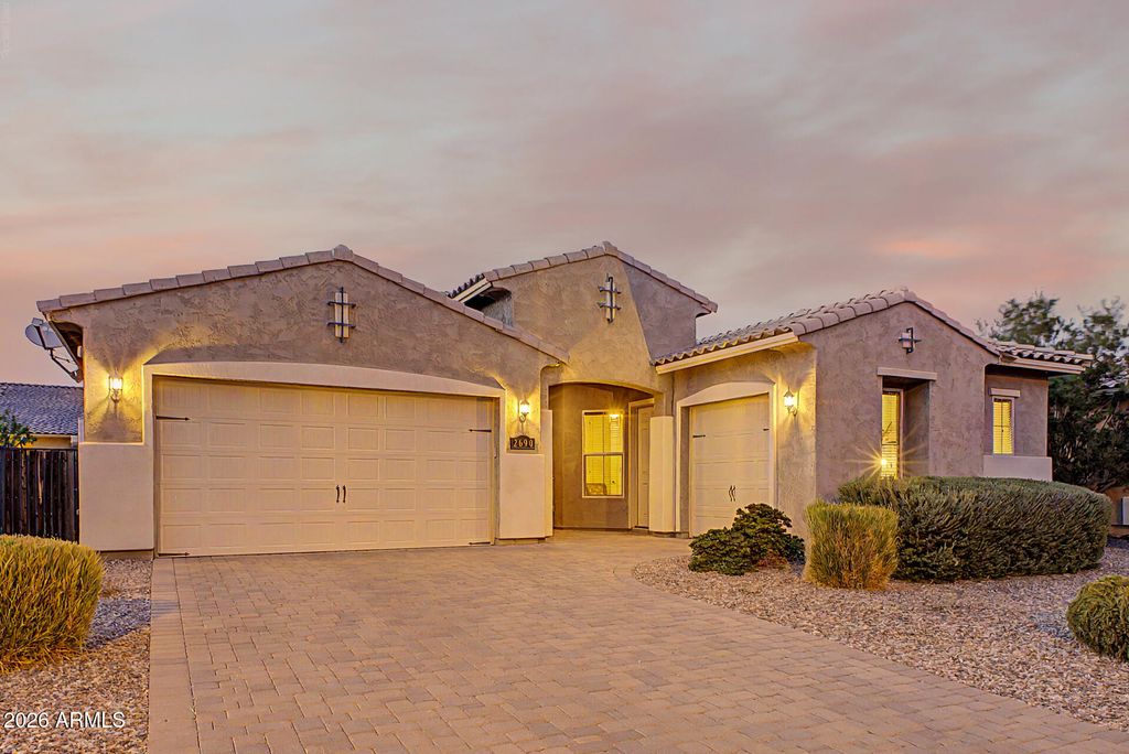 2690 E HAZELTINE Way, Gilbert, AZ 85298 — exterior