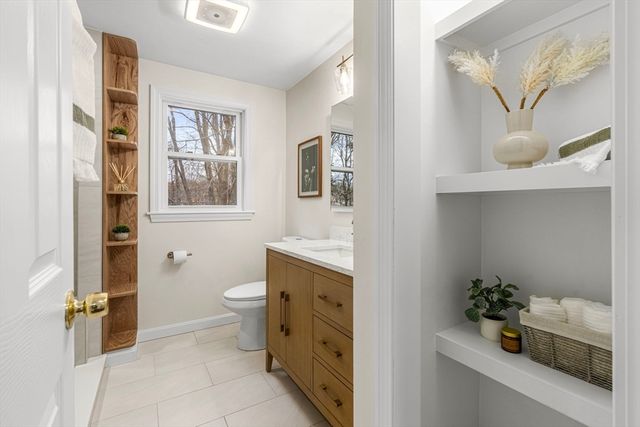 7 Old North Rd, Hudson, MA 01749