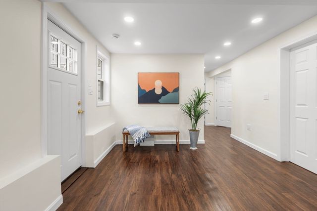 7 Old North Rd, Hudson, MA 01749