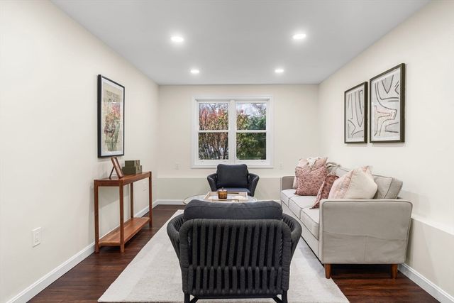 7 Old North Rd, Hudson, MA 01749