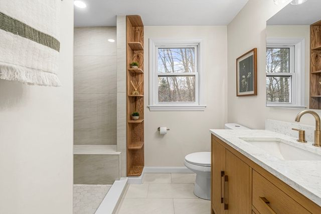 7 Old North Rd, Hudson, MA 01749