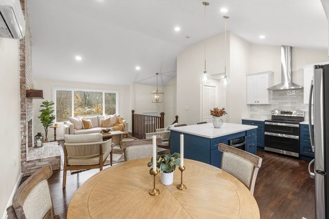 7 Old North Rd, Hudson, MA 01749