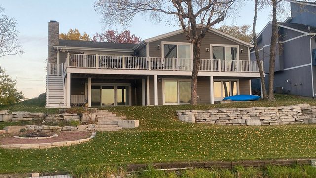 1728 Beachview Court, Crown Point, IN 46307