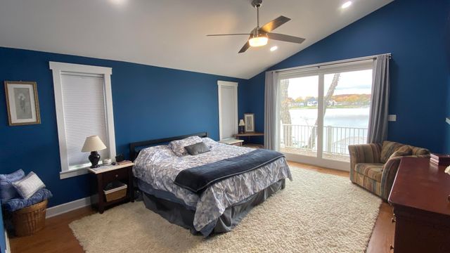 1728 Beachview Court, Crown Point, IN 46307