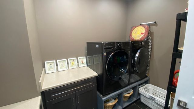 1728 Beachview Court, Crown Point, IN 46307