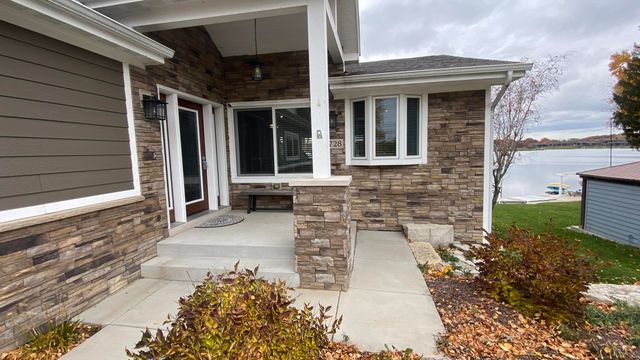 1728 Beachview Court, Crown Point, IN 46307