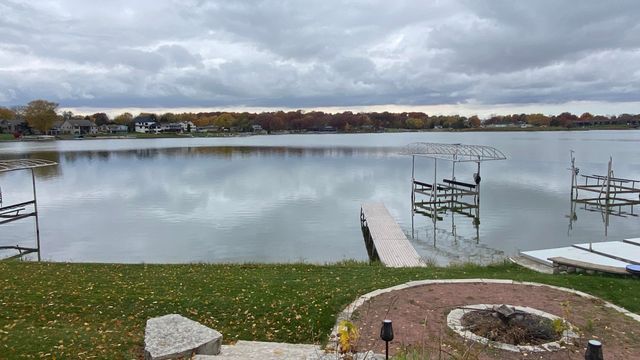 1728 Beachview Court, Crown Point, IN 46307