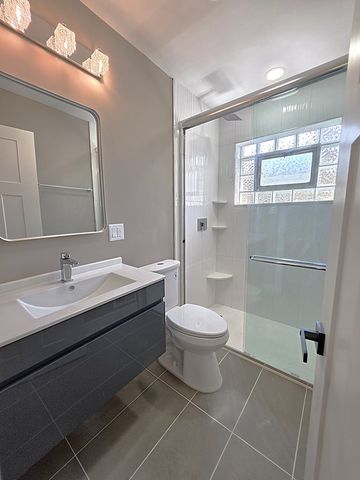 1847 Boeger Avenue, Westchester, IL 60154