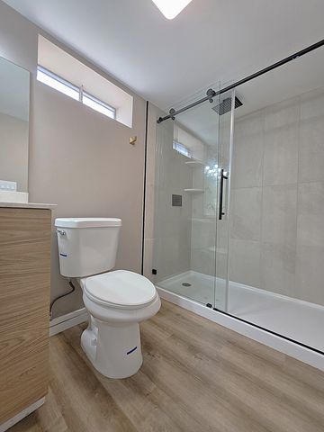 1847 Boeger Avenue, Westchester, IL 60154