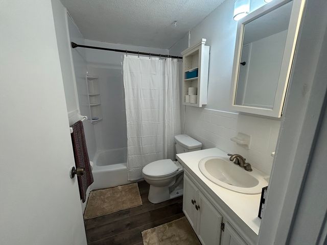 89 Pleasant Street C, Medfield, MA 02052