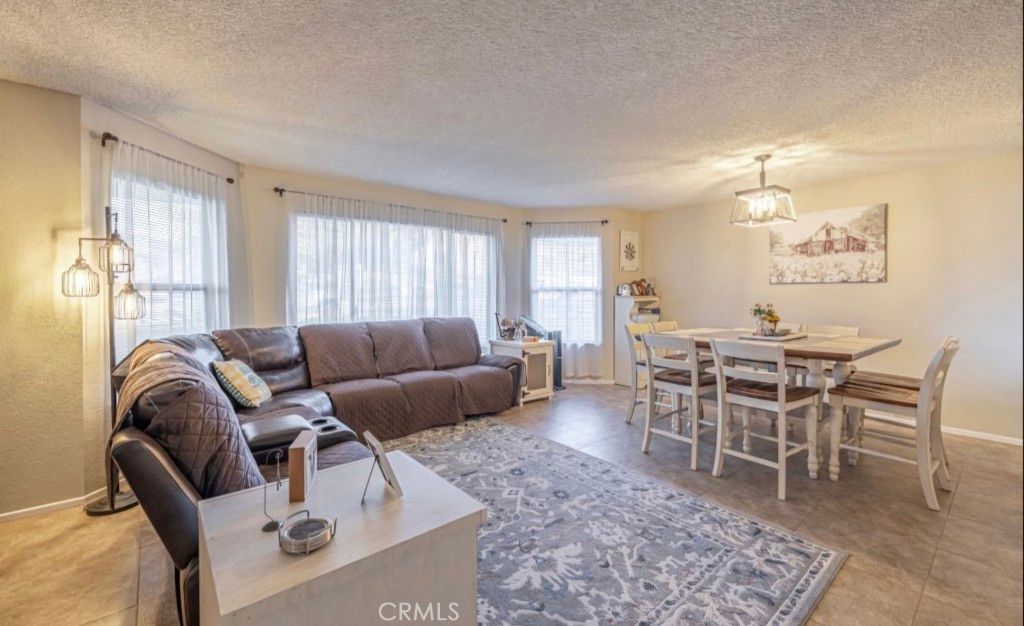 Image 5 of property listing at 16416 Rawhide, Palmdale, CA 93591